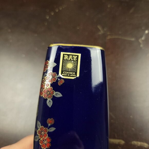 Vintage Japanese Ray Control Cobalt Blue Vase With Roosters 9.5" tall - Picture 4 of 10